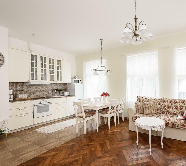 Roosi Apartment Пярну Екстер'єр фото